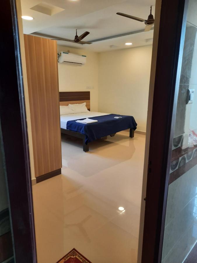 Grk Residency Hotel Guduvancheri Exterior photo