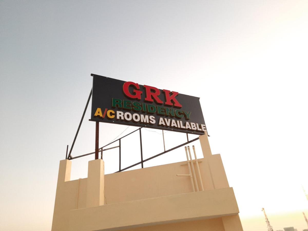 Grk Residency Hotel Guduvancheri Exterior photo